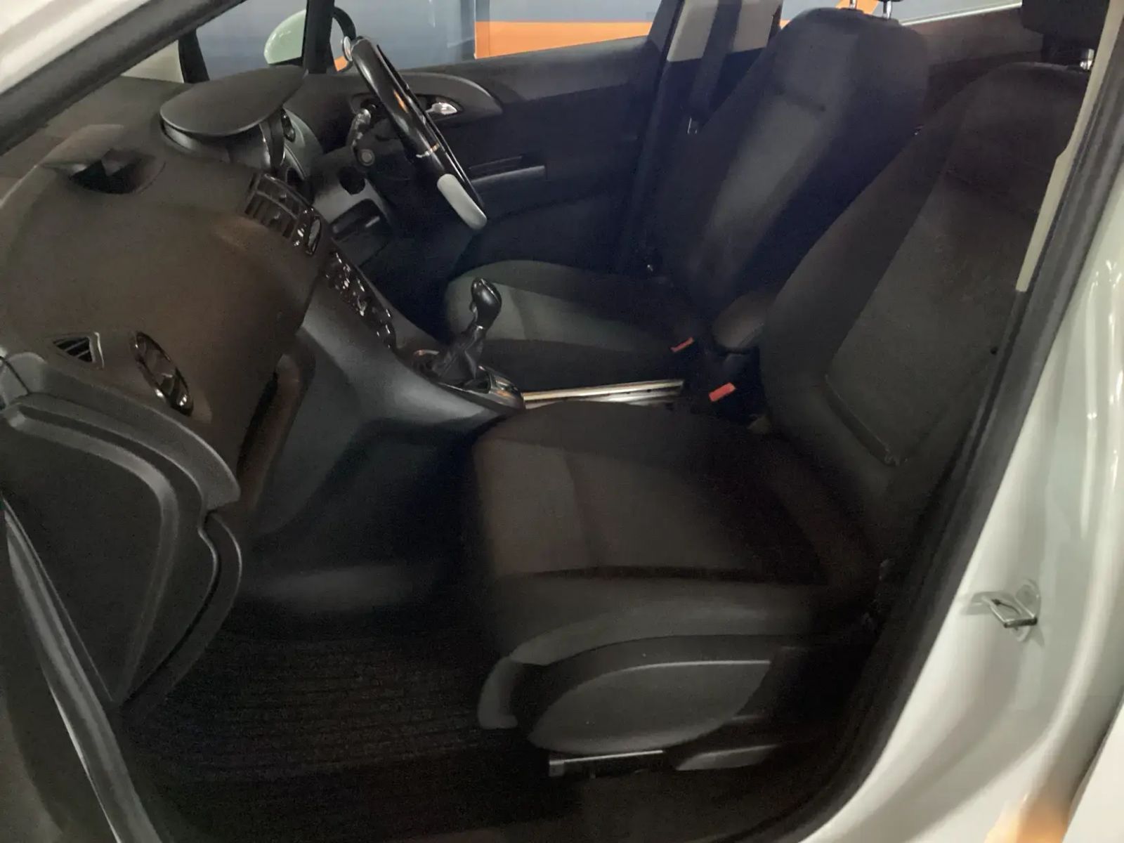 2014 Opel Meriva photo 12