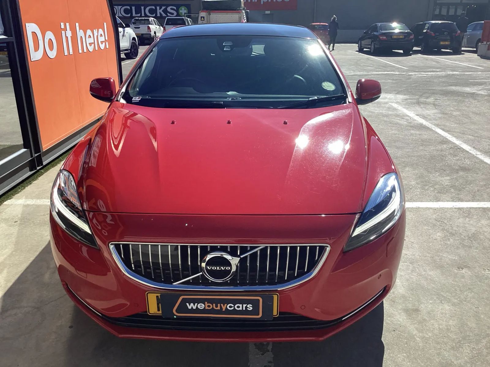 2017 Volvo V40 photo 2