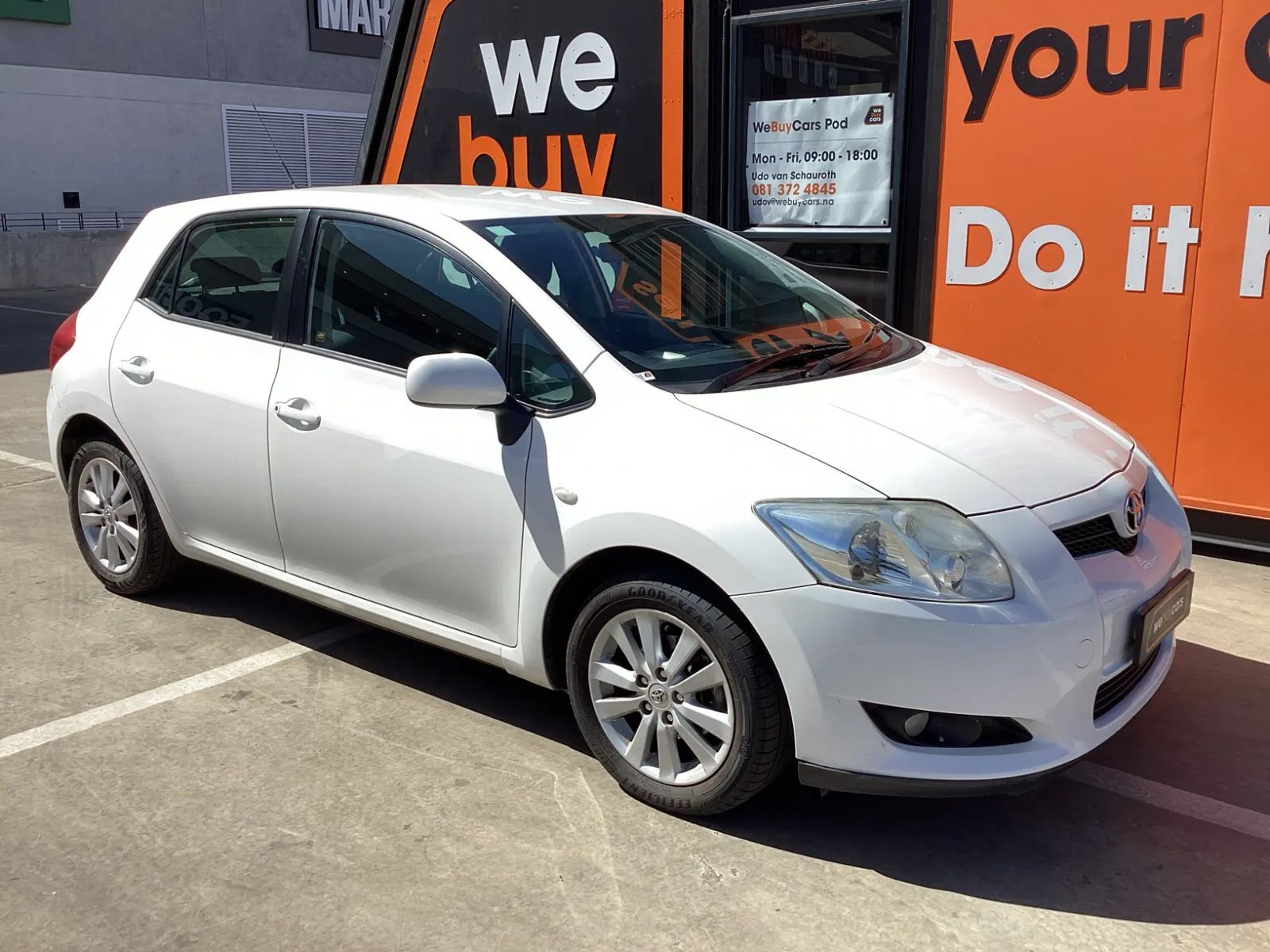 2008 Toyota Auris photo 2