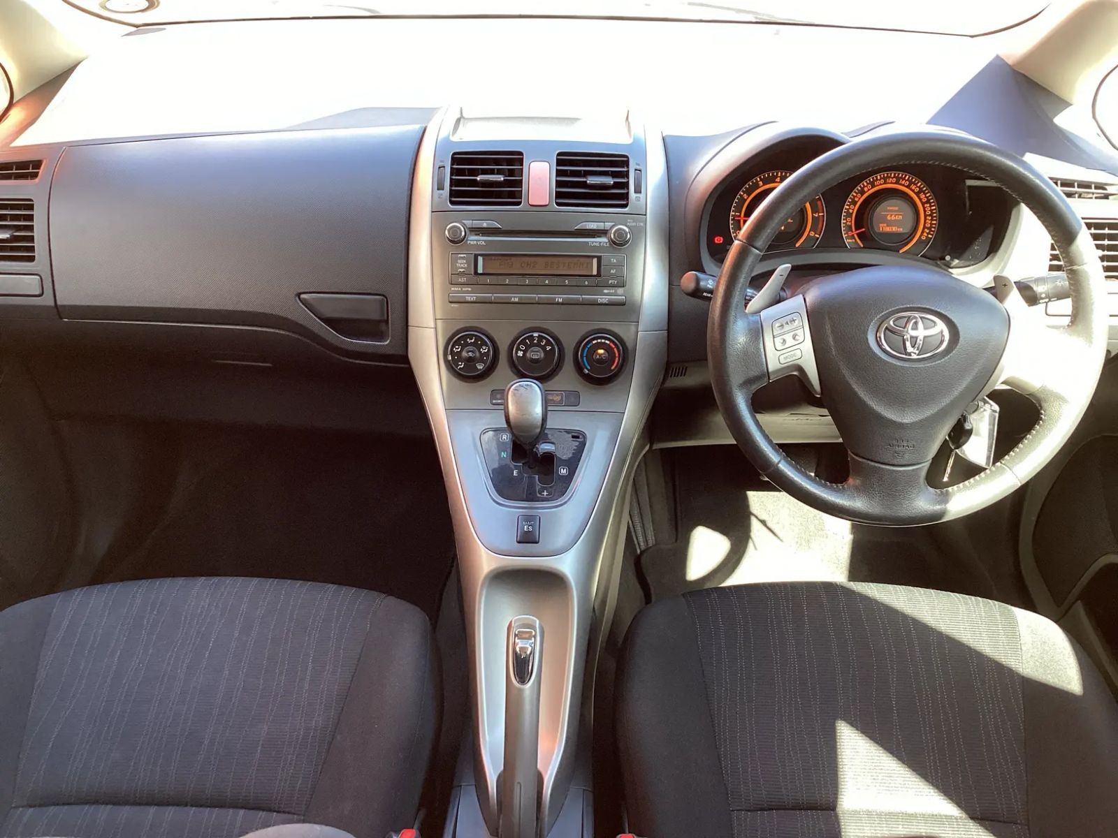 2008 Toyota Auris photo 8