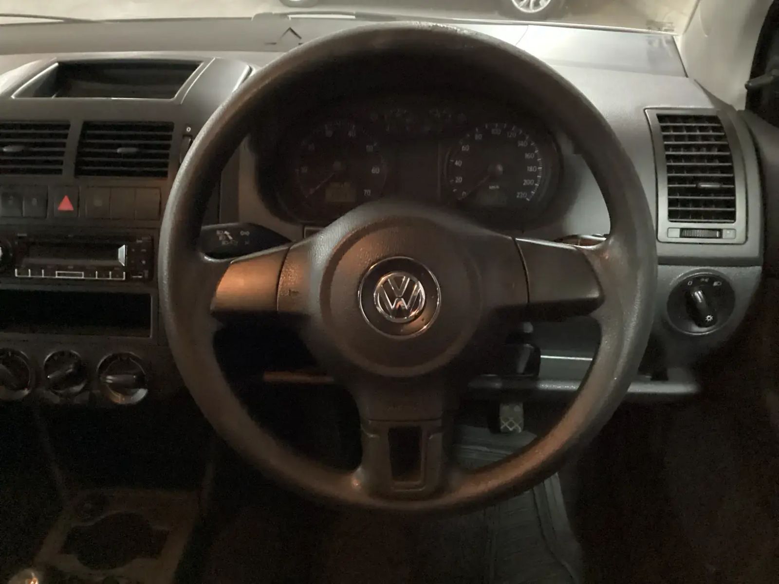2014 Volkswagen Polo Vivo photo 7
