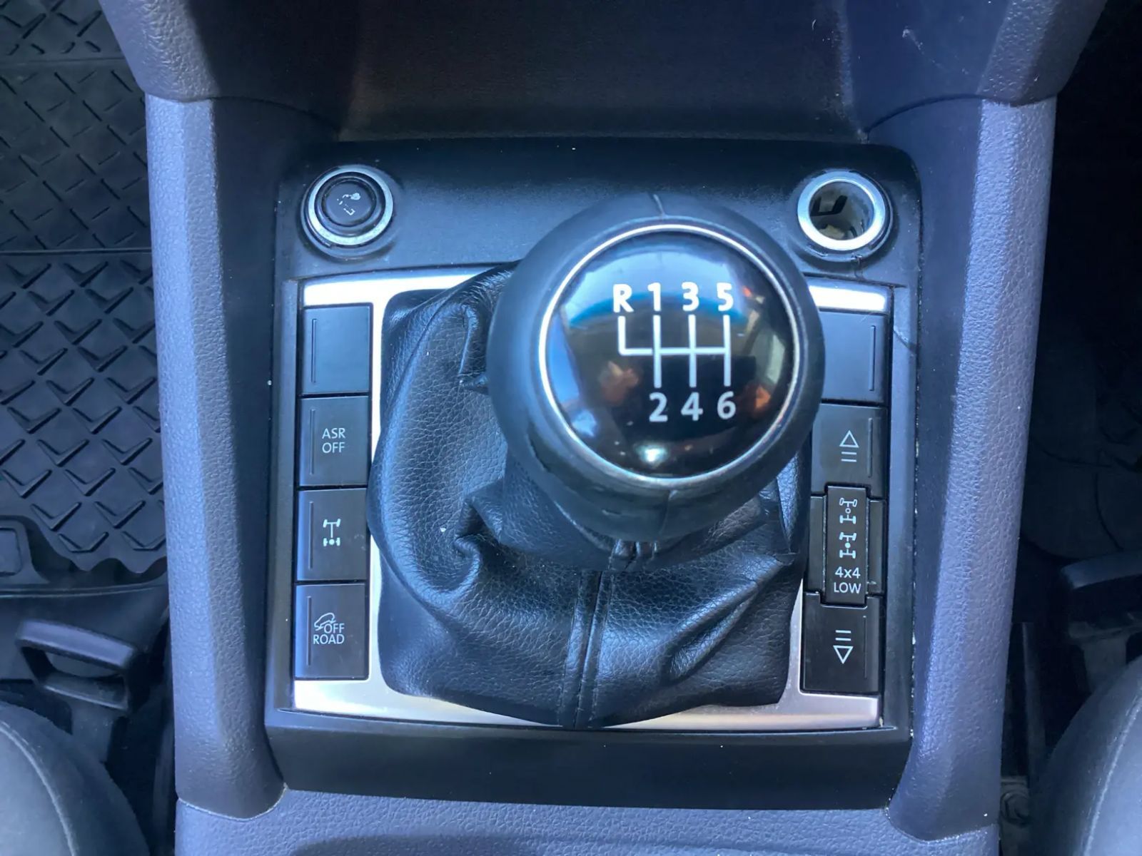 2012 Volkswagen Amarok photo 10