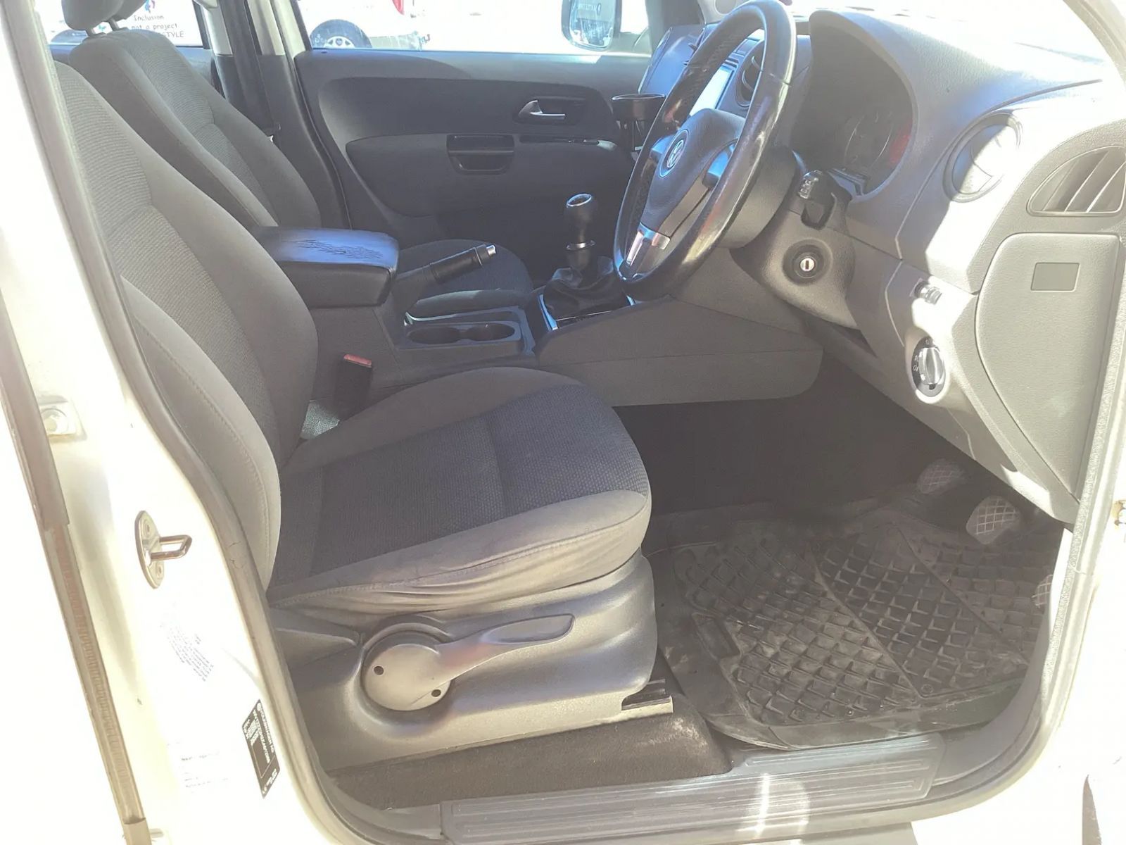 2012 Volkswagen Amarok photo 11