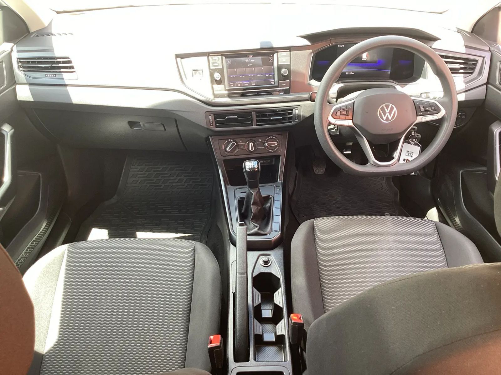 2022 Volkswagen Polo photo 14
