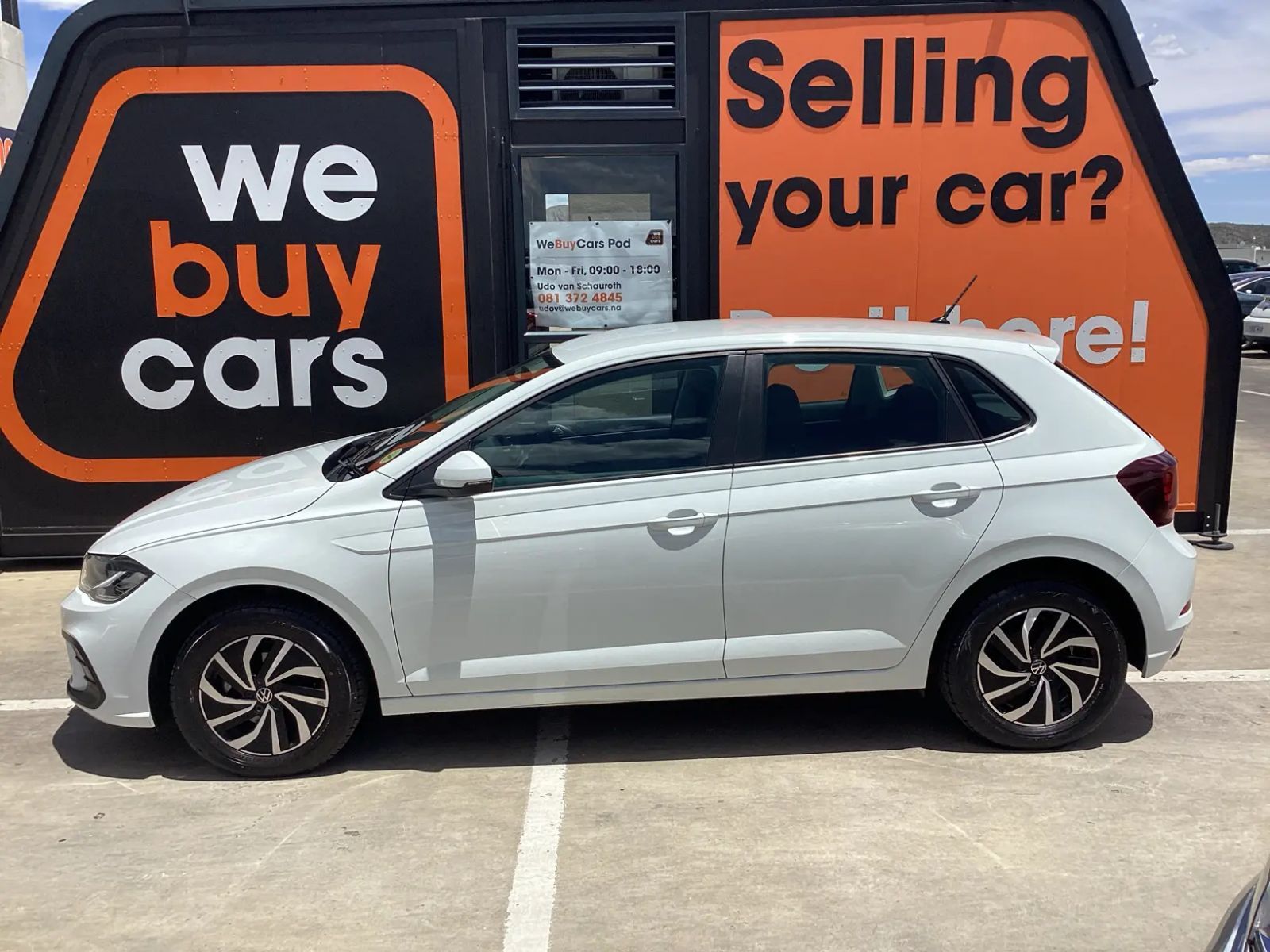 2022 Volkswagen Polo photo 2