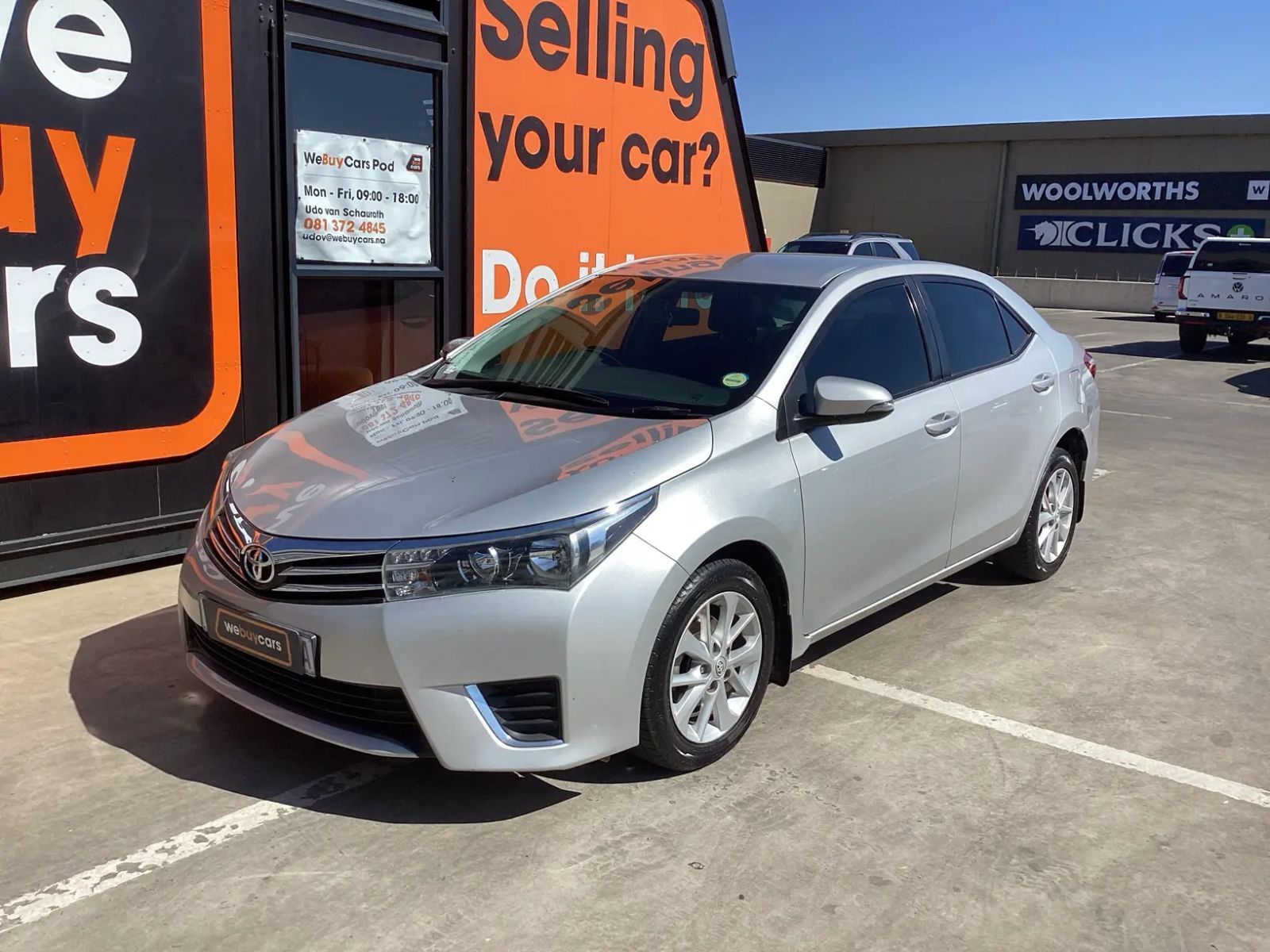 2016 Toyota Corolla photo 1