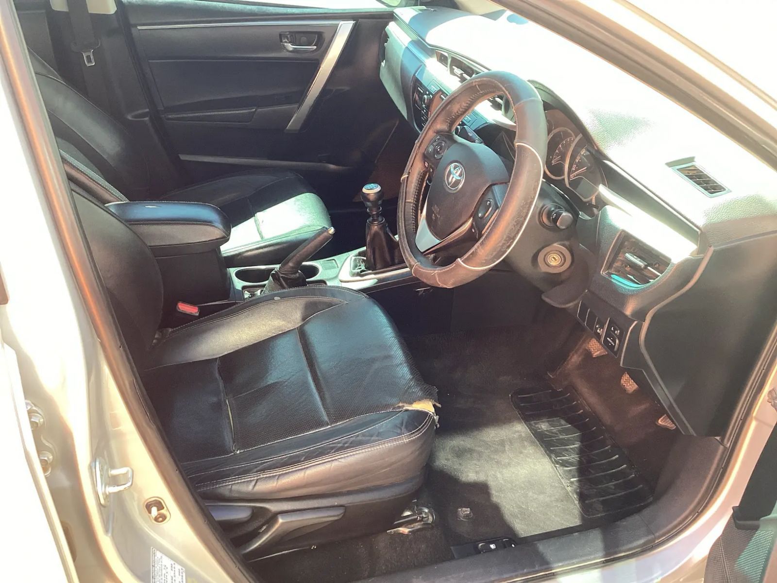 2016 Toyota Corolla photo 11