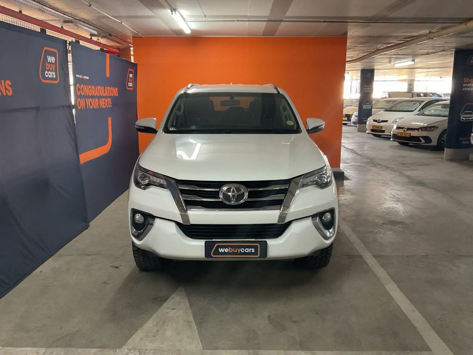 2016 Toyota Fortuner photo 6