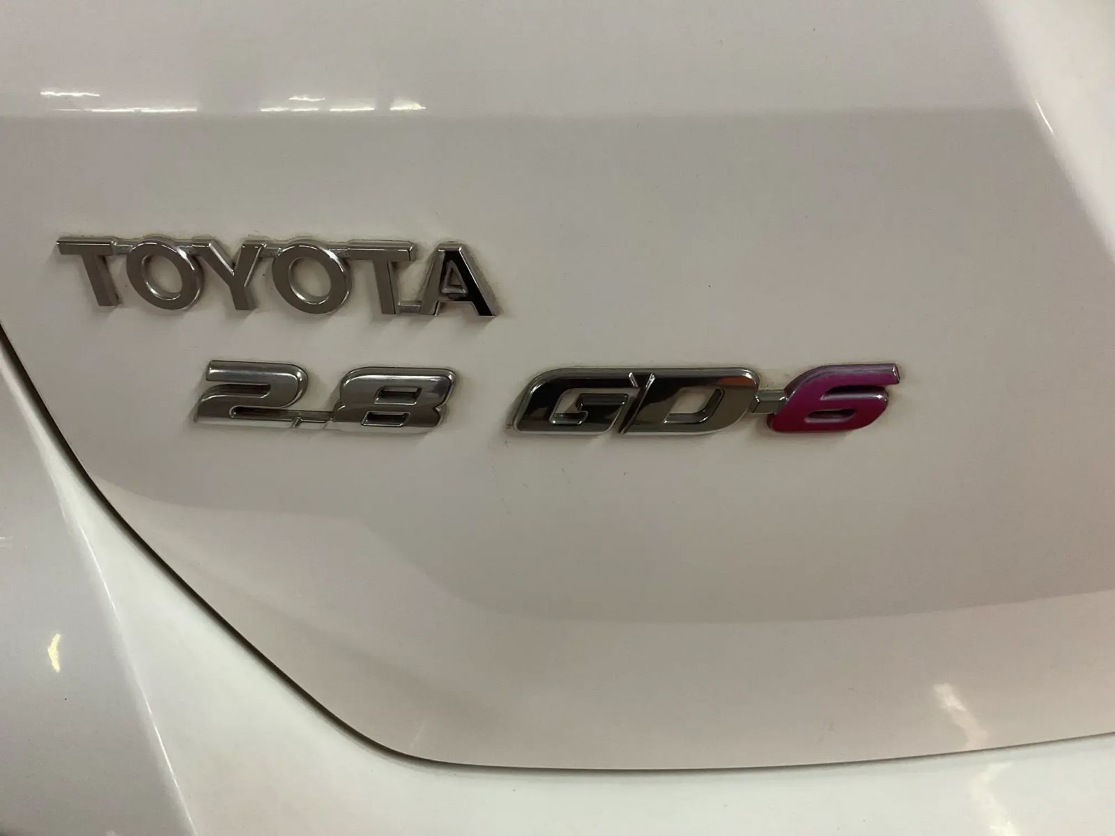 2016 Toyota Fortuner photo 9