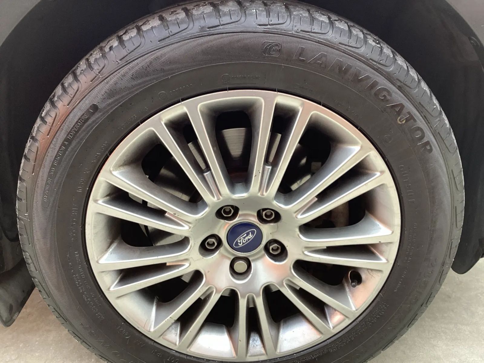 2014 Ford Kuga photo 12