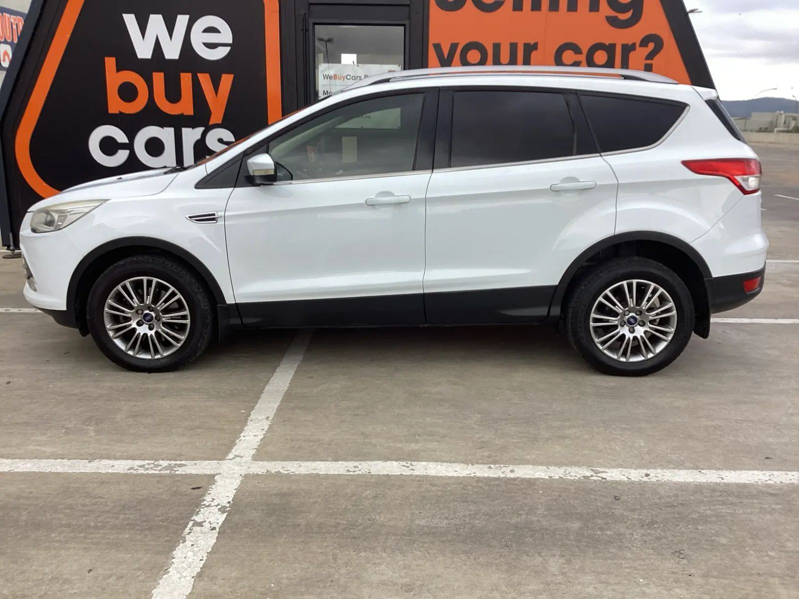 2014 Ford Kuga photo 3