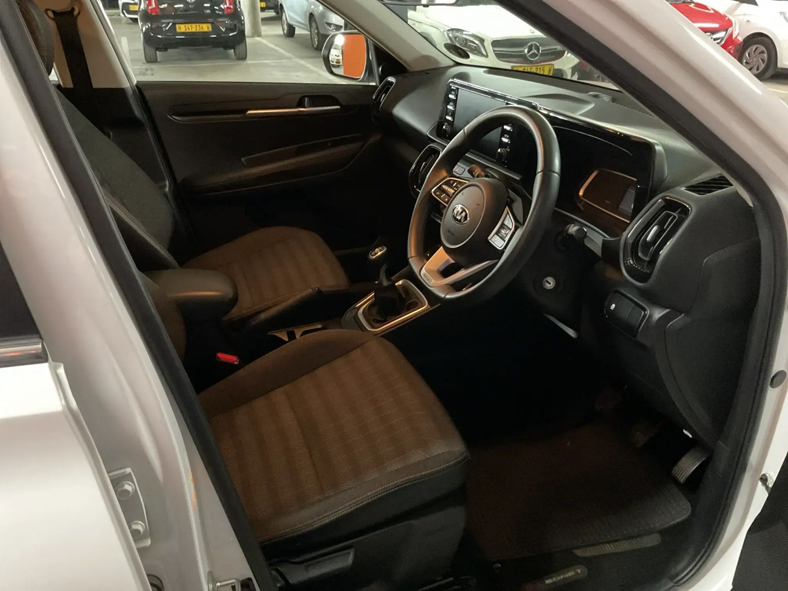 2021 Kia Sonet photo 8