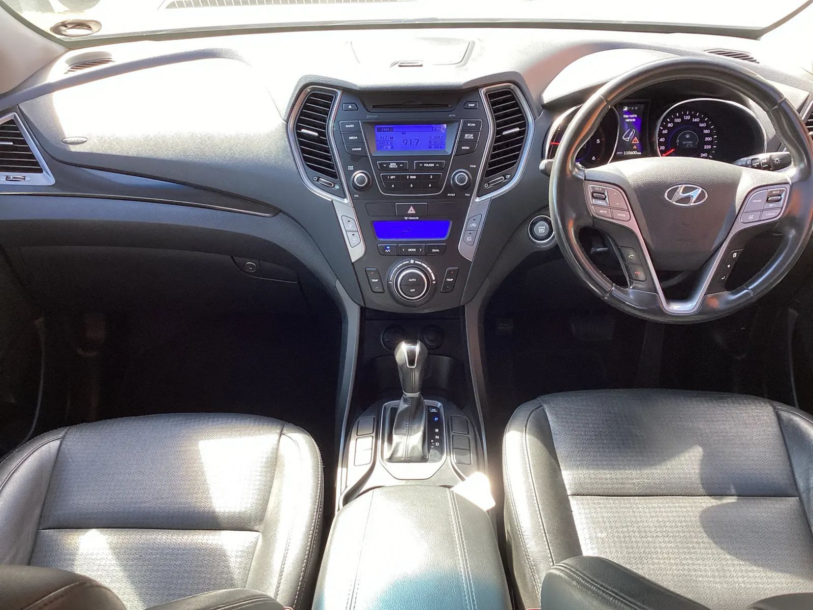 2014 Hyundai Santa-Fe photo 7