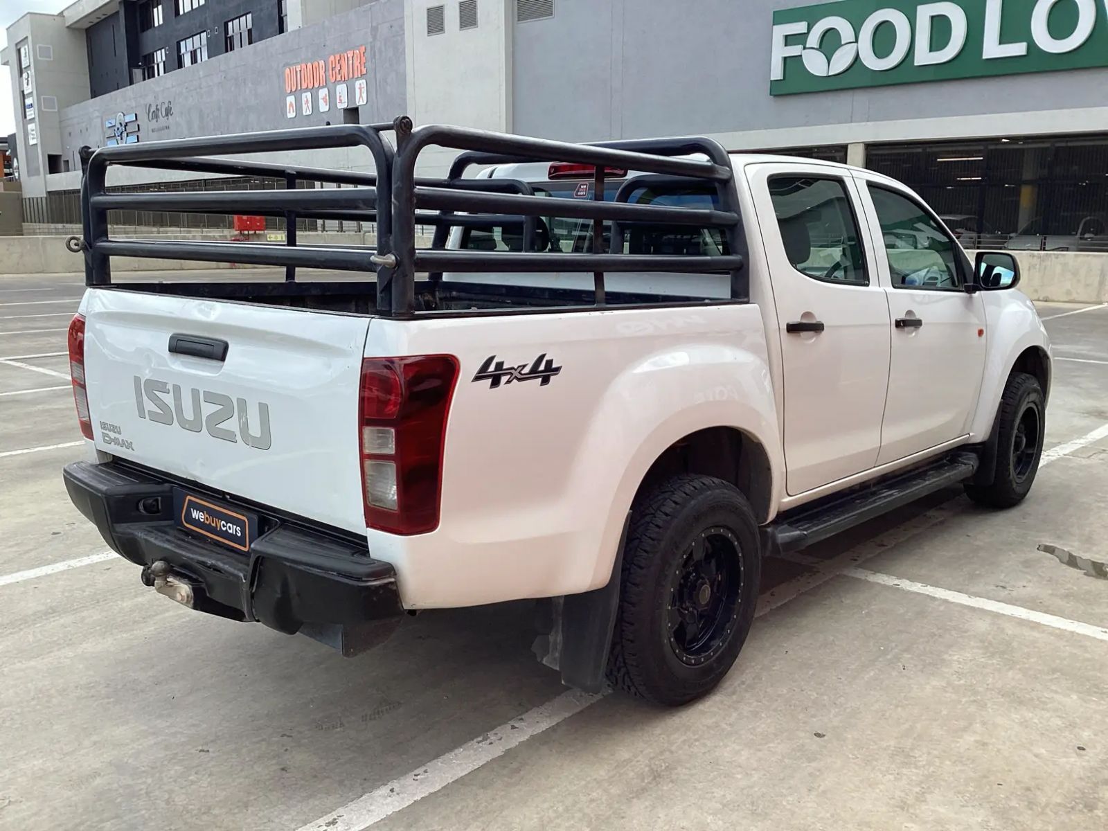2021 Isuzu D-MAX photo 4