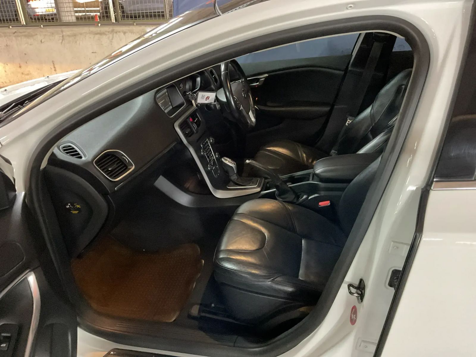 2013 Volvo V40 photo 12