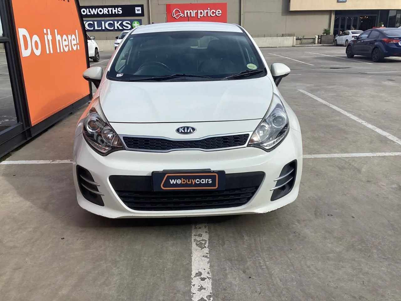 2016 Kia Rio photo 2