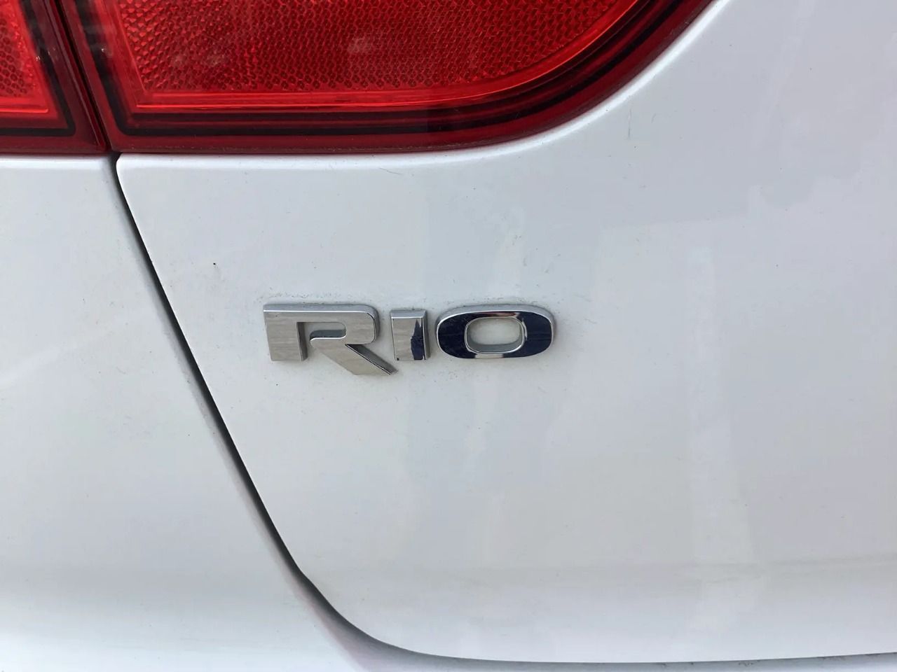 2016 Kia Rio photo 7