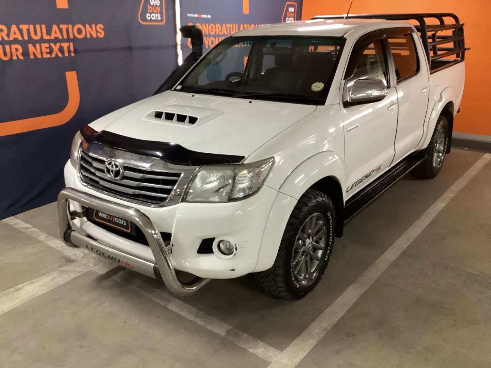 2015 Toyota Hilux photo 1