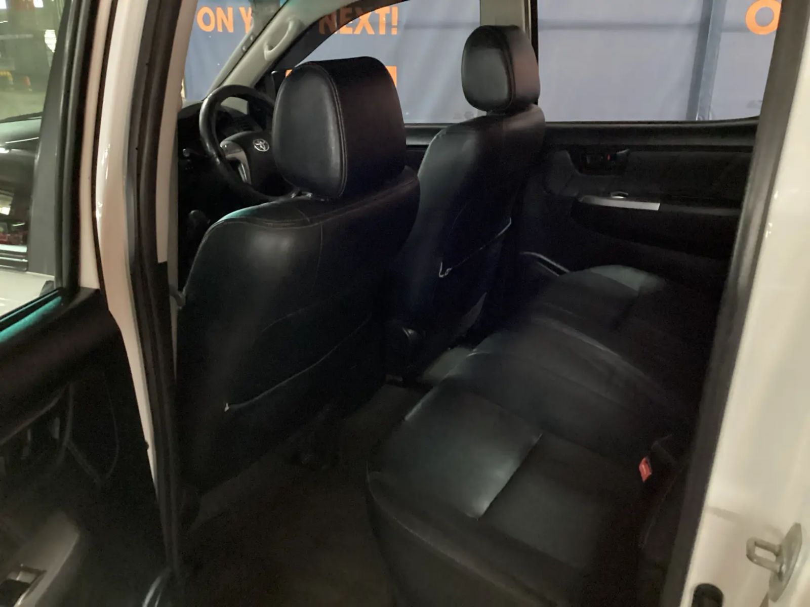 2015 Toyota Hilux photo 16