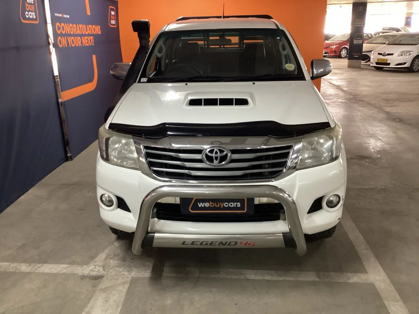 2015 Toyota Hilux photo 6