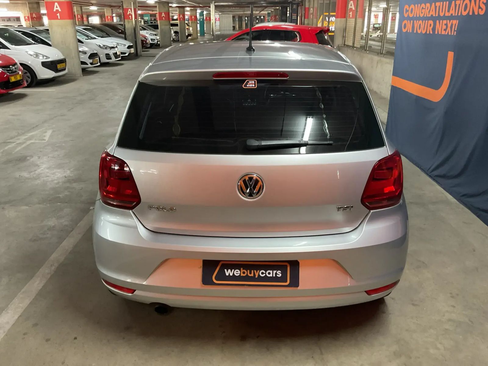 2015 Volkswagen Polo photo 3