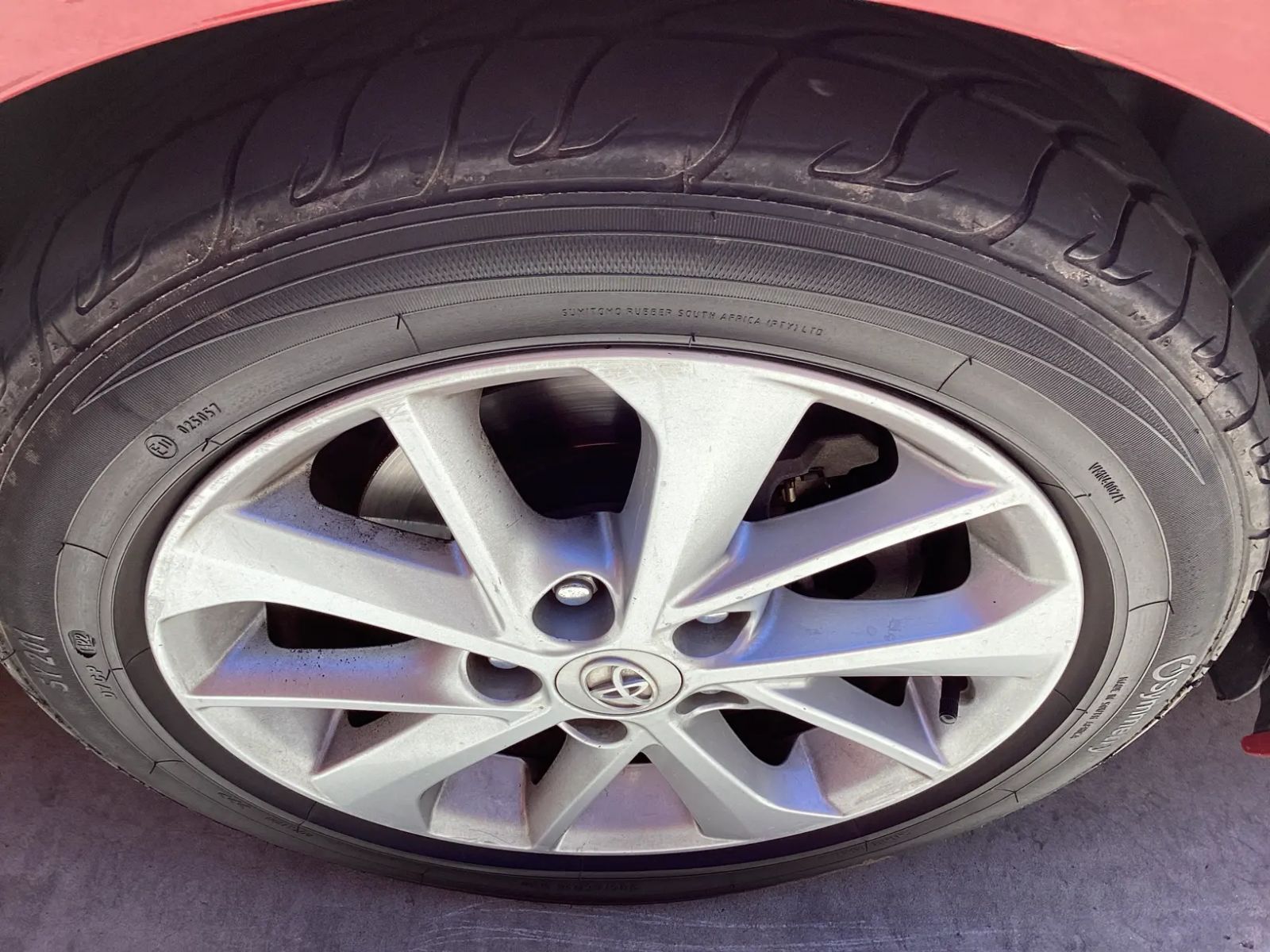 2015 Toyota Auris photo 11