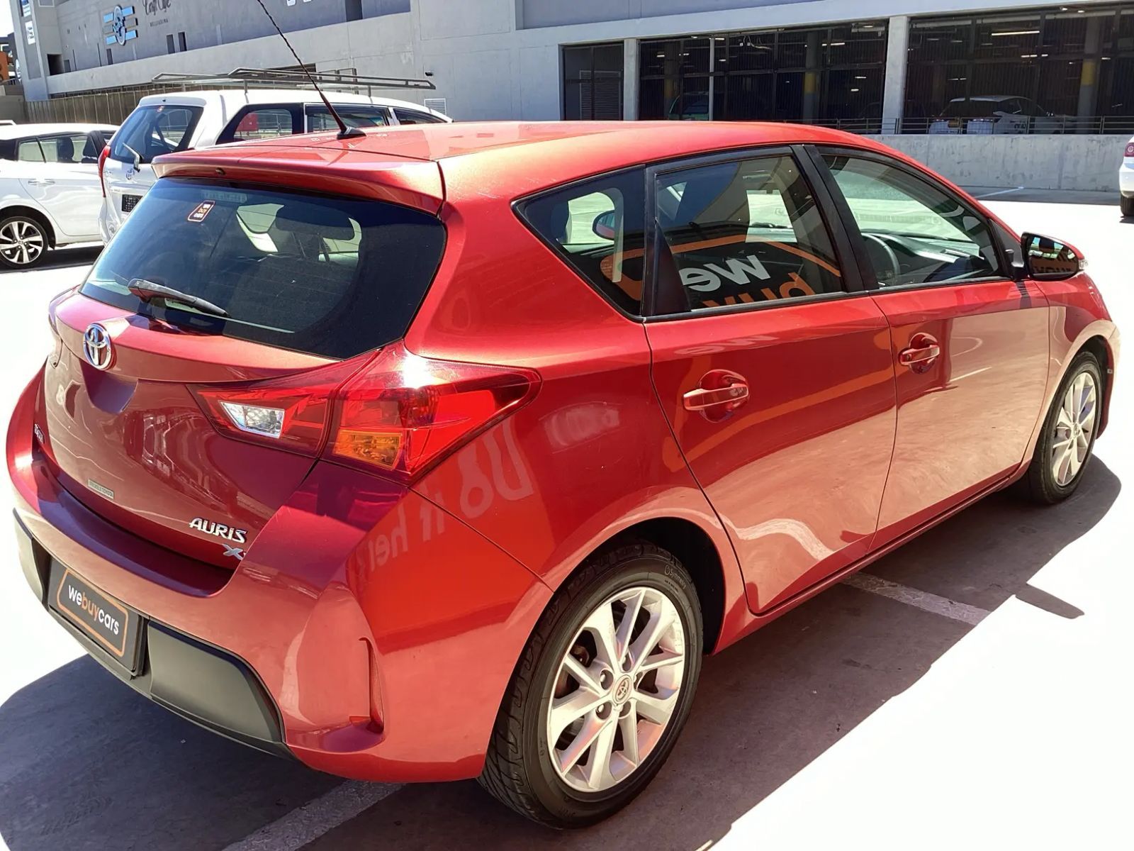 2015 Toyota Auris photo 4