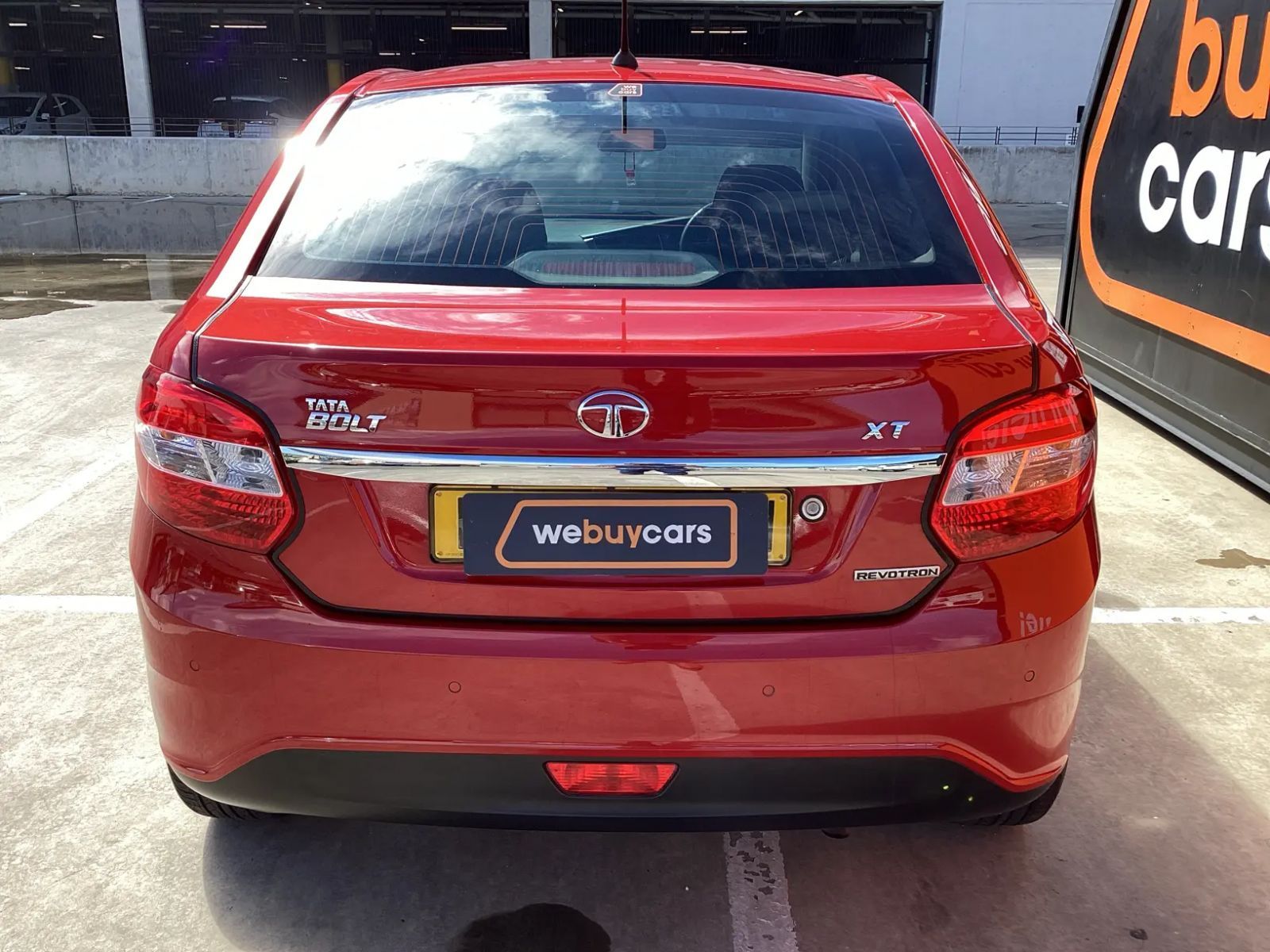 2016 Tata Bolt photo 6