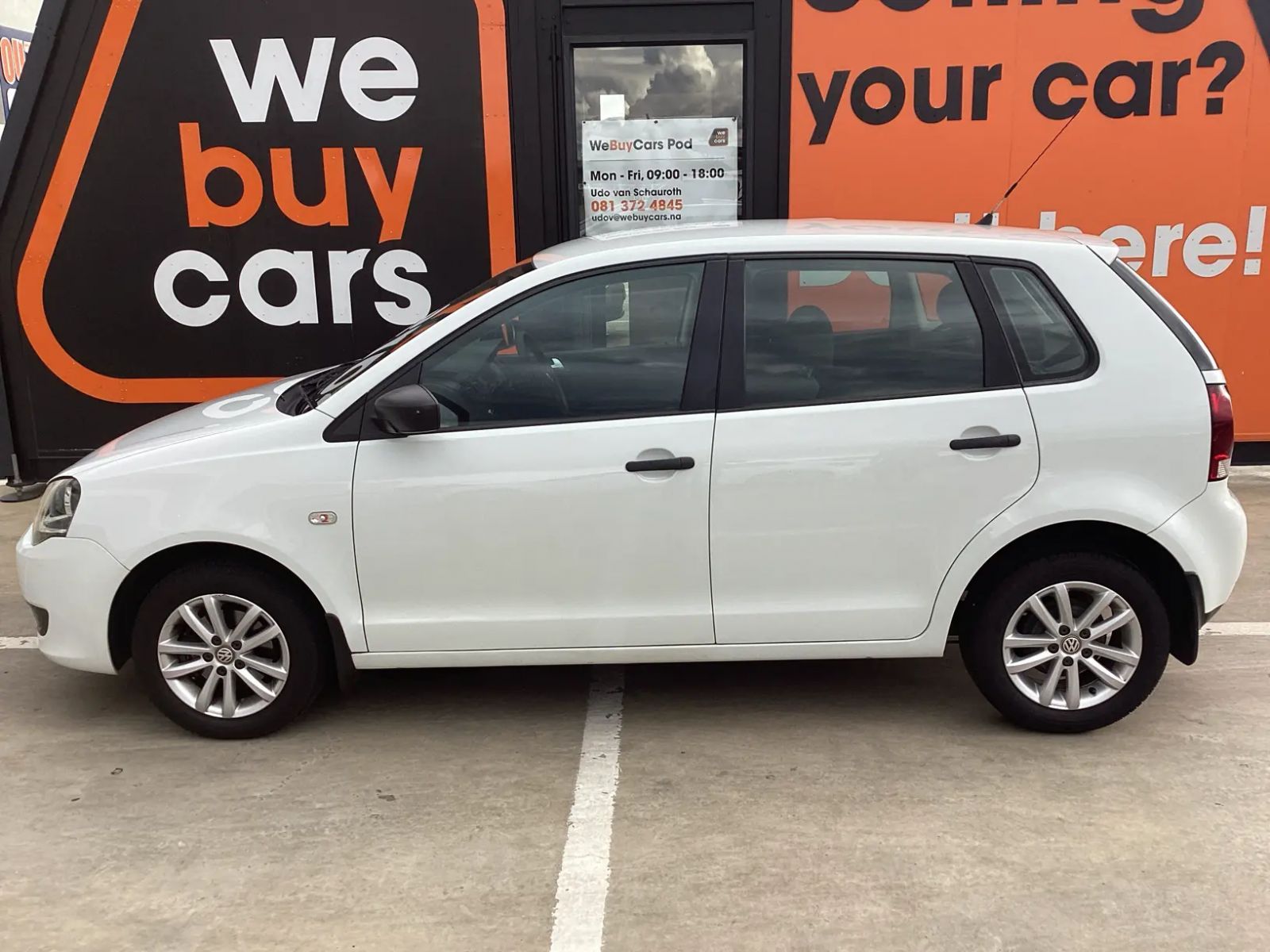 2016 Volkswagen Polo Vivo photo 2