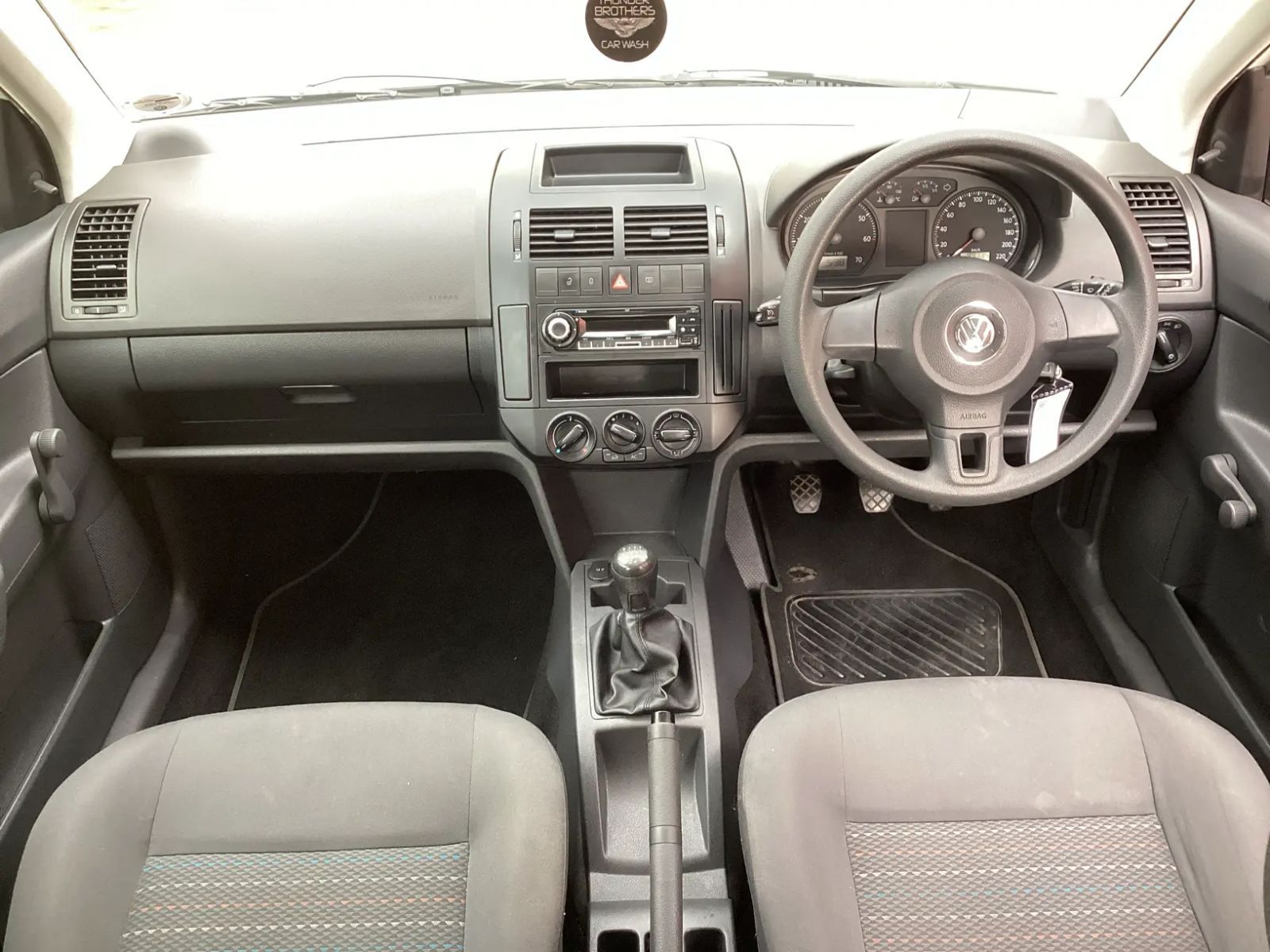 2016 Volkswagen Polo Vivo photo 7