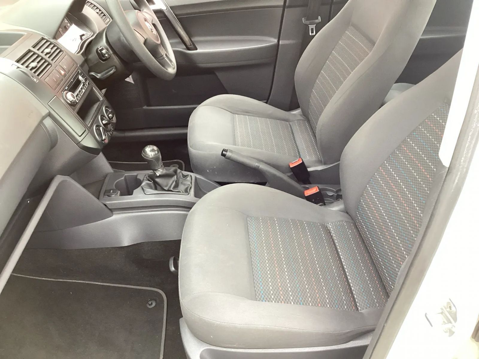 2016 Volkswagen Polo Vivo photo 9