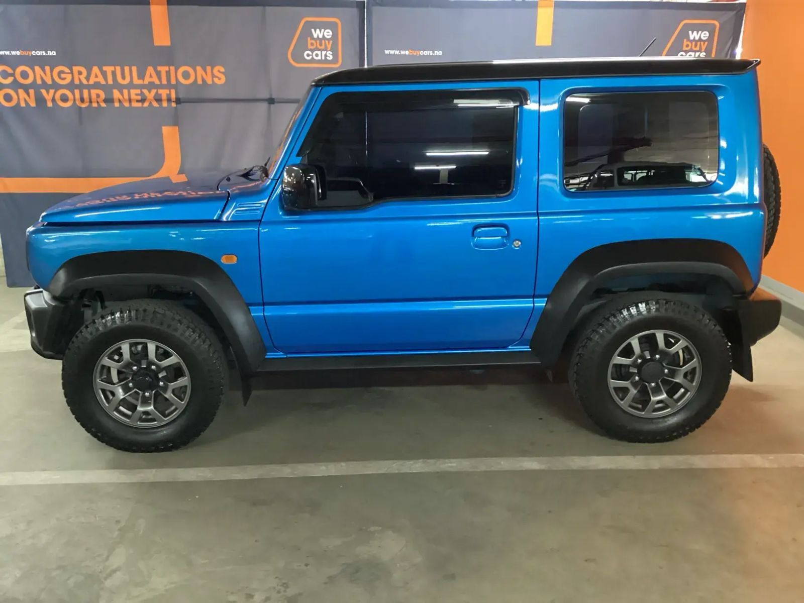 2022 Suzuki Jimny photo 2