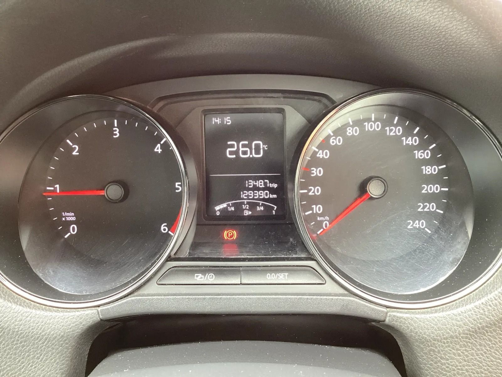 2015 Volkswagen Polo photo 13