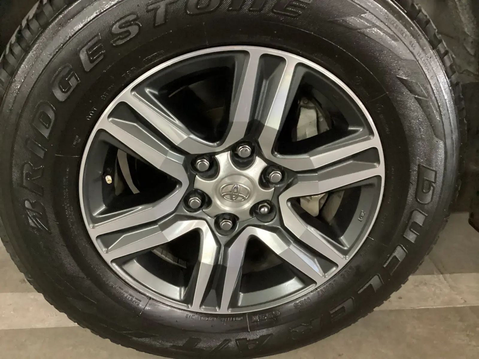 2019 Toyota Fortuner photo 13