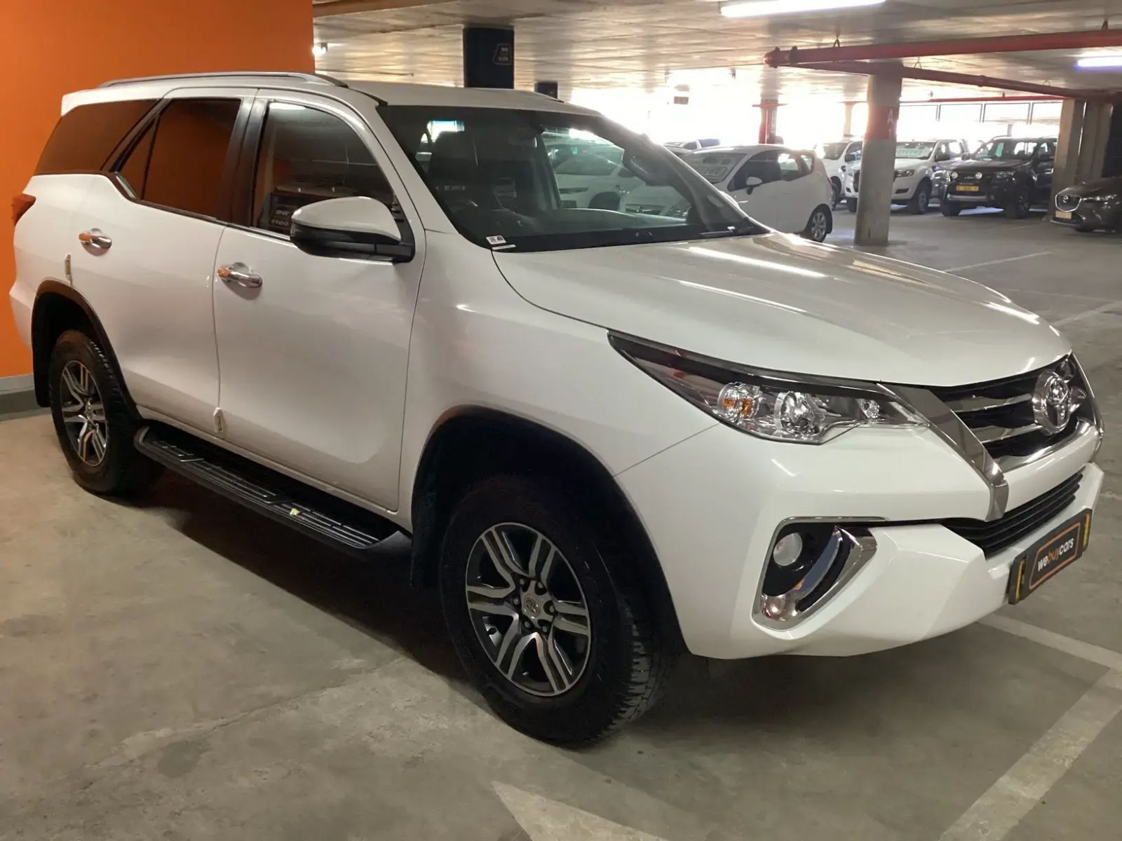 2019 Toyota Fortuner photo 4