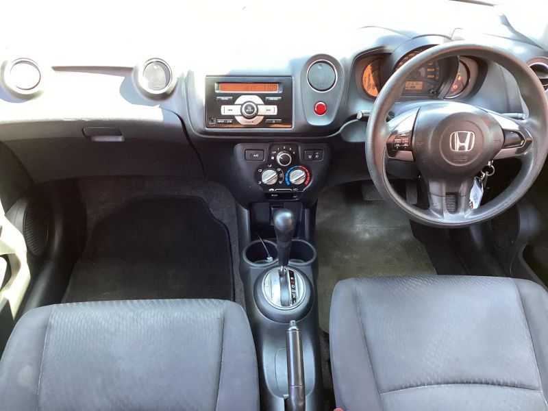 2014 Honda Brio photo 7