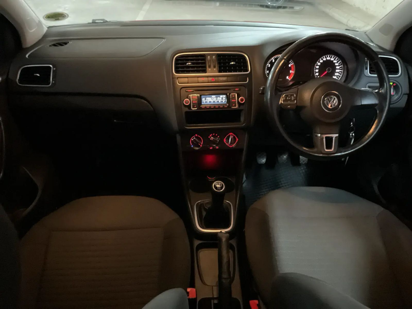2012 Volkswagen Polo photo 15