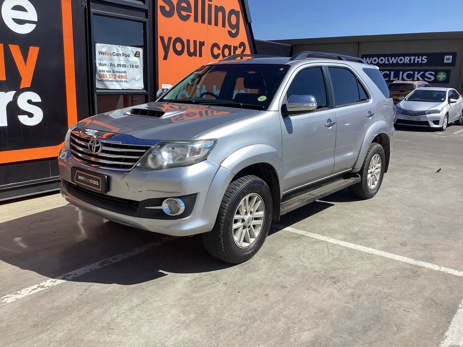 2015 Toyota Fortuner photo 1
