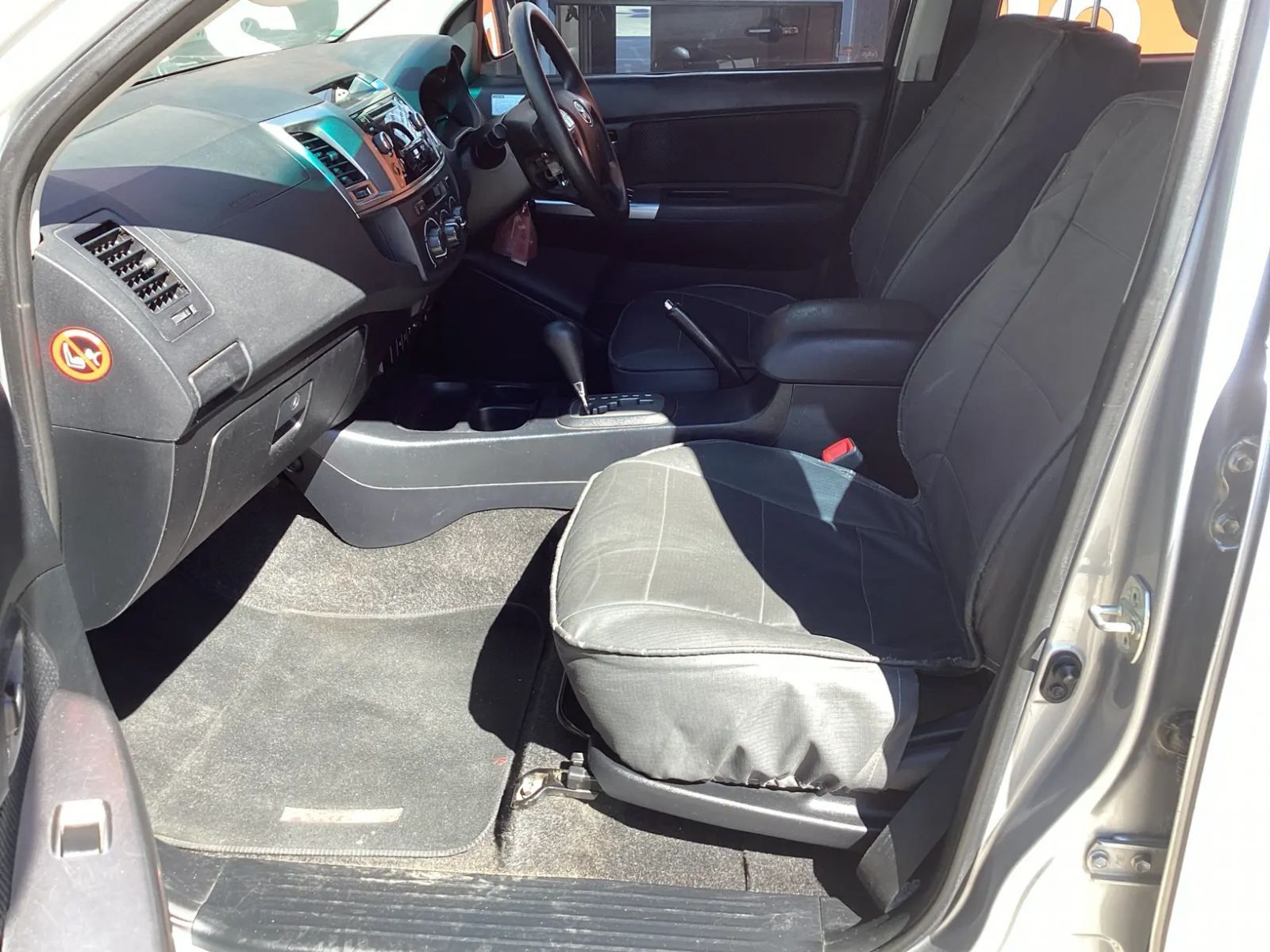 2015 Toyota Fortuner photo 11