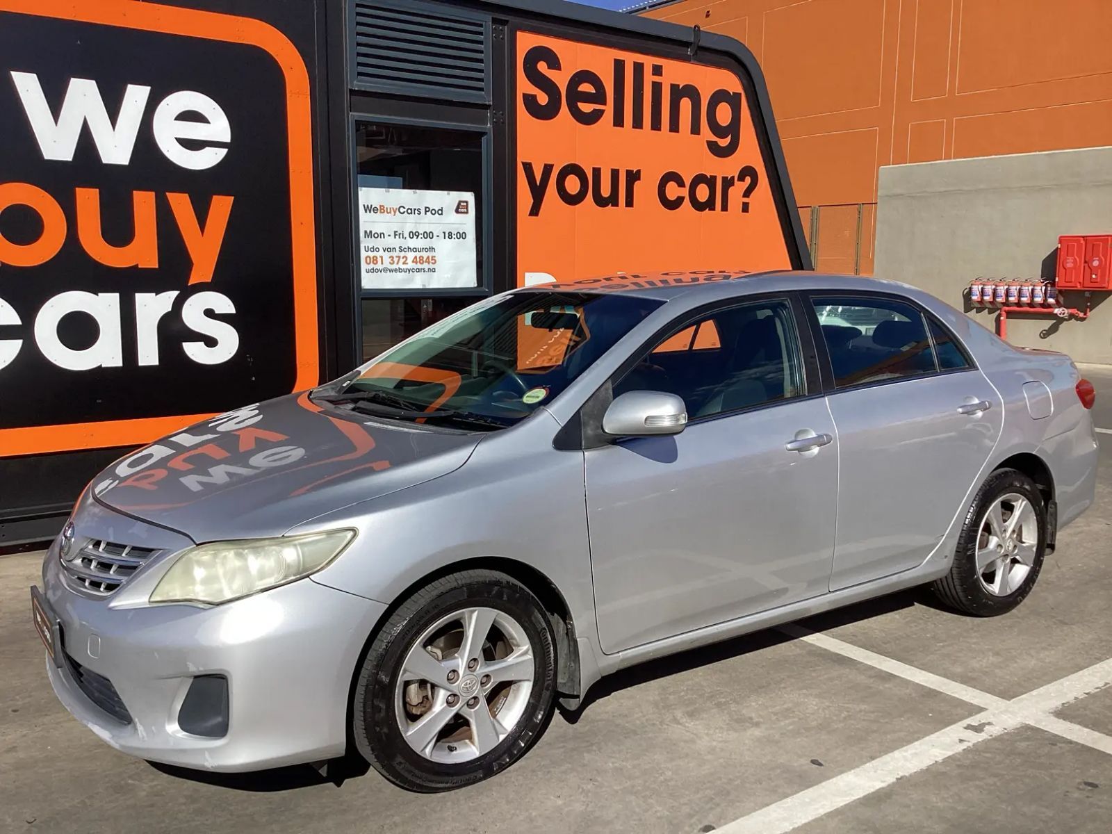 2013 Toyota Corolla photo 1