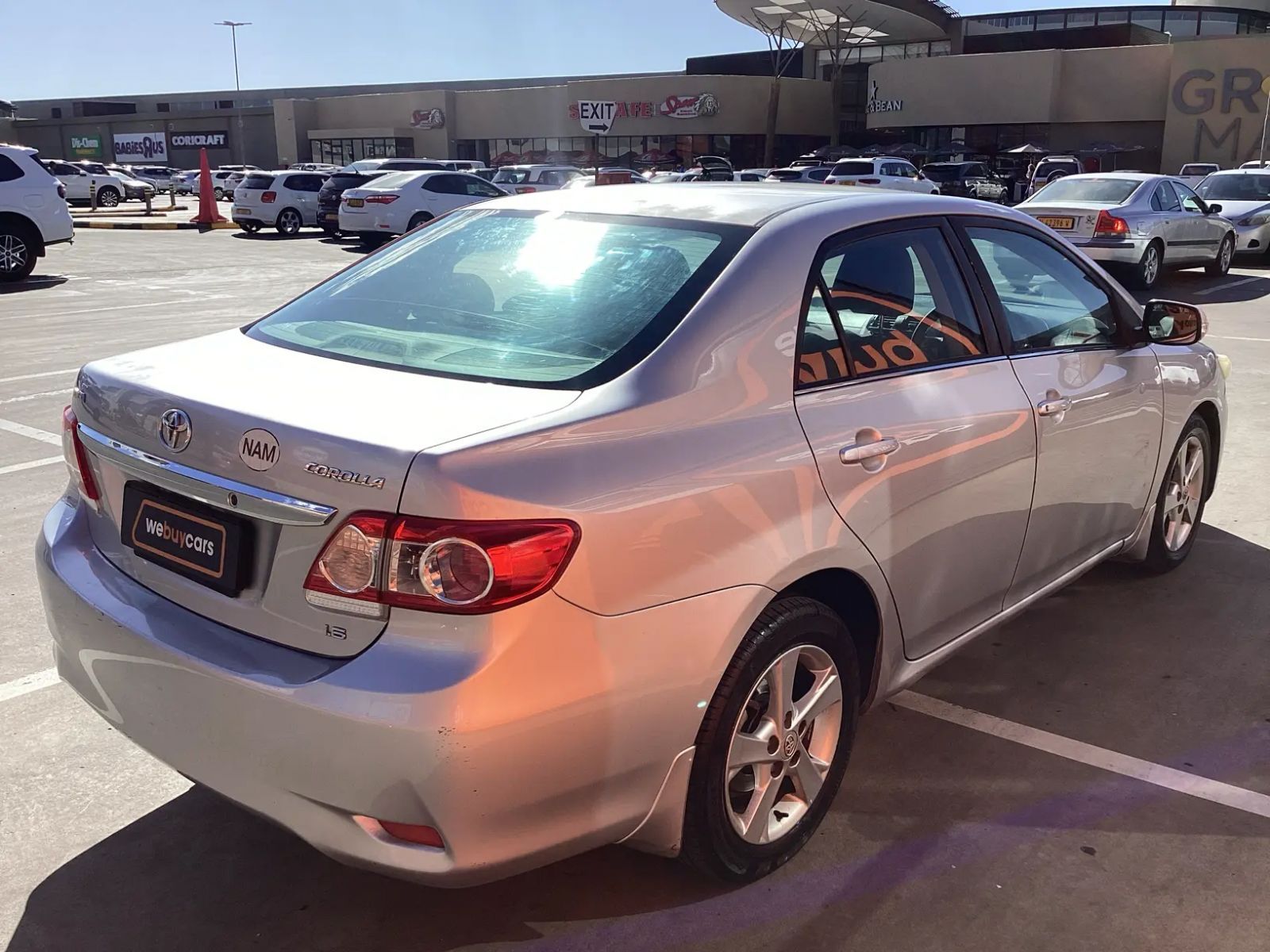 2013 Toyota Corolla photo 4