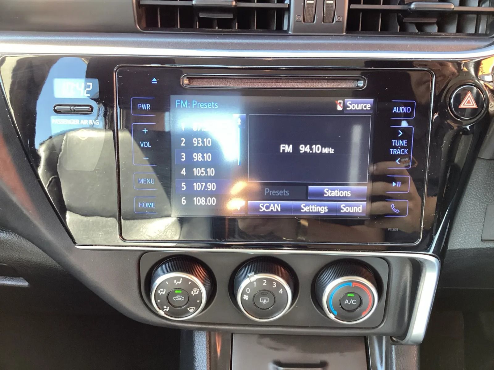 2019 Toyota Corolla photo 8
