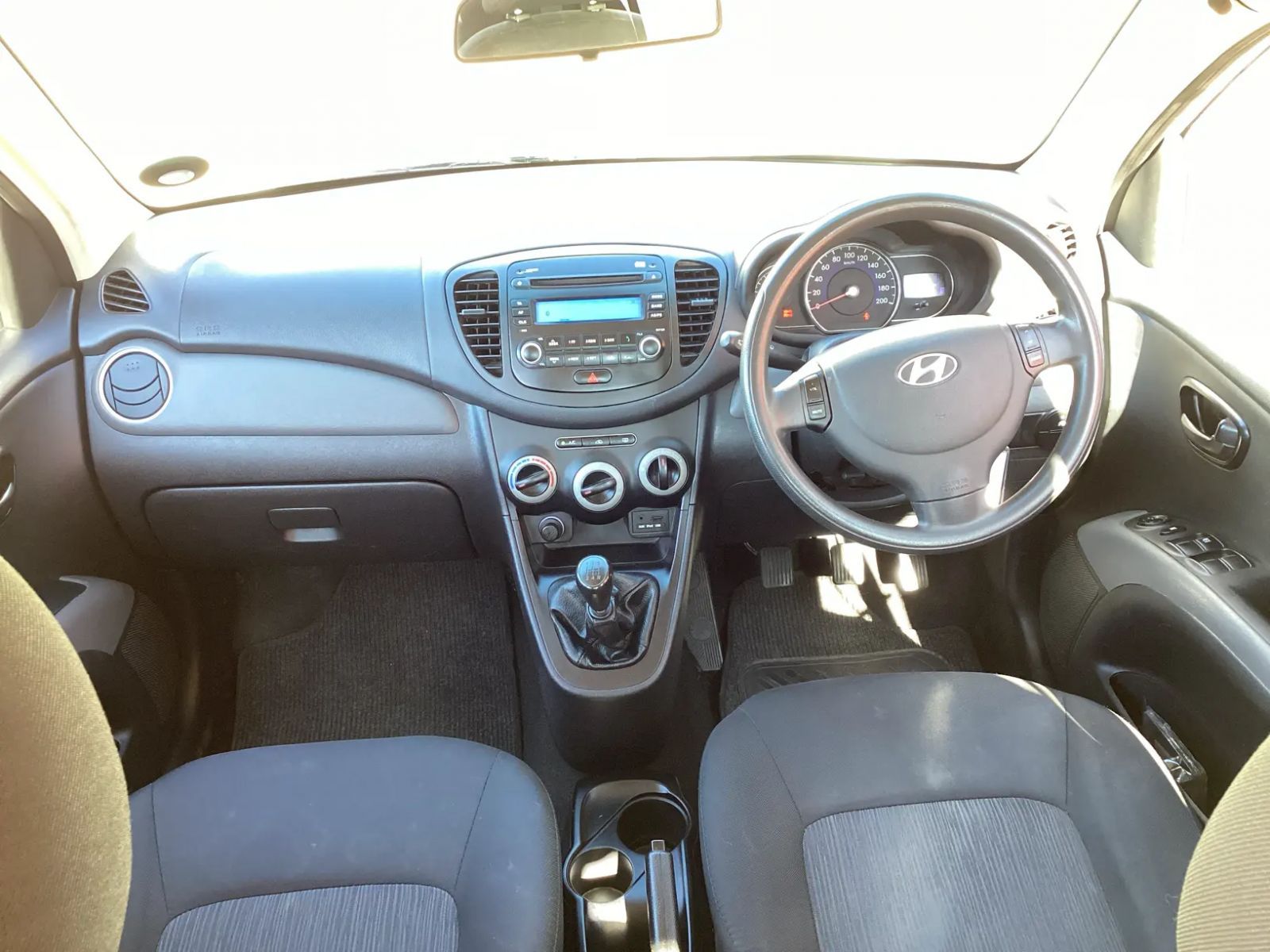 2014 Hyundai i10 photo 14