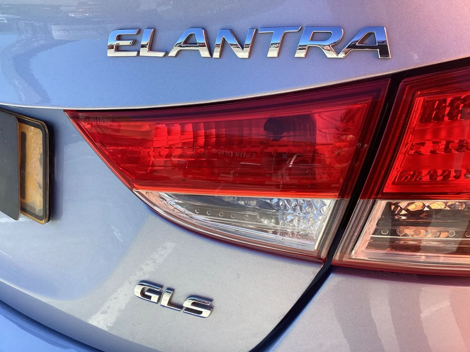 2013 Hyundai Elantra photo 6