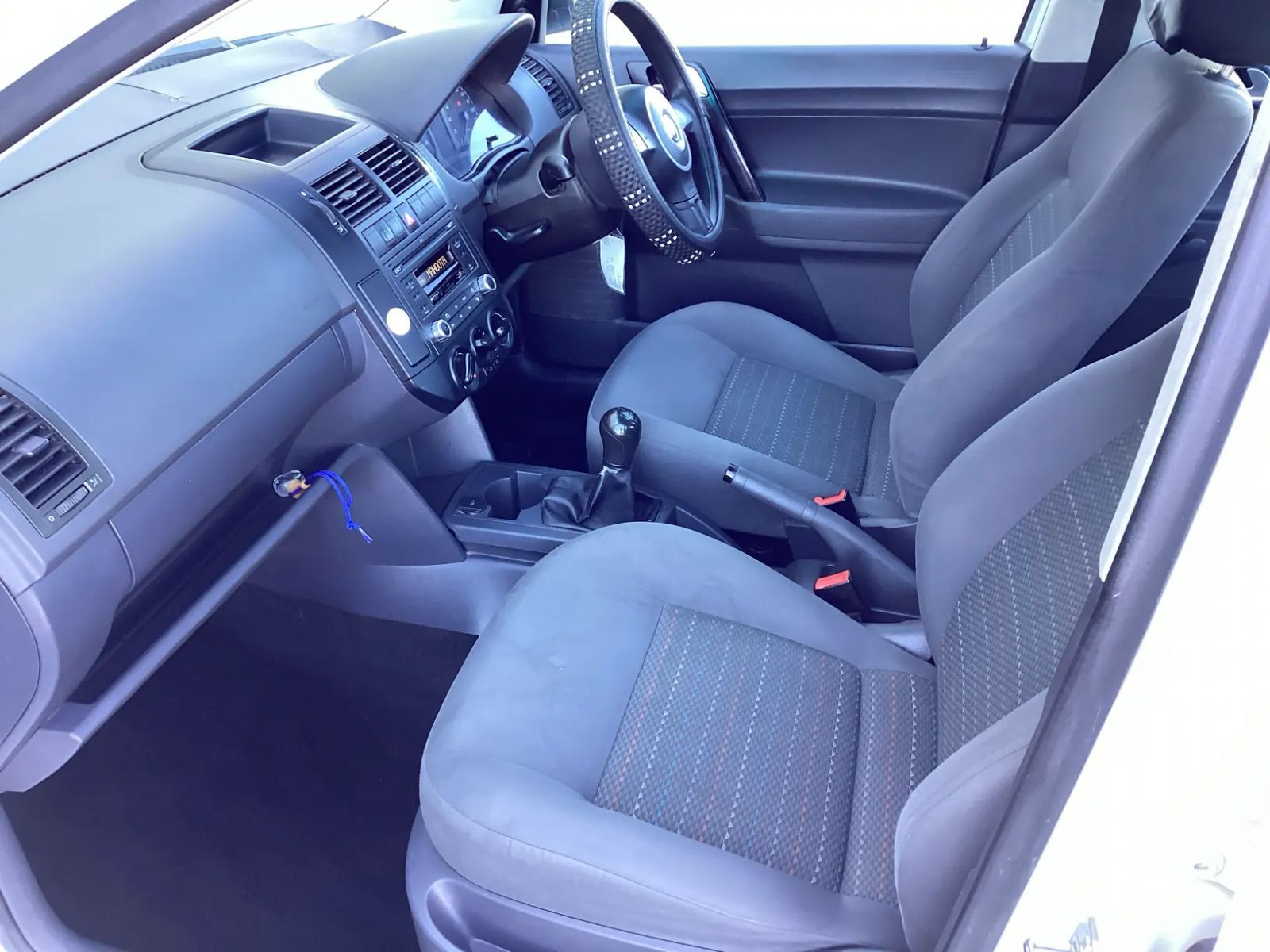 2017 Volkswagen Polo Vivo photo 9