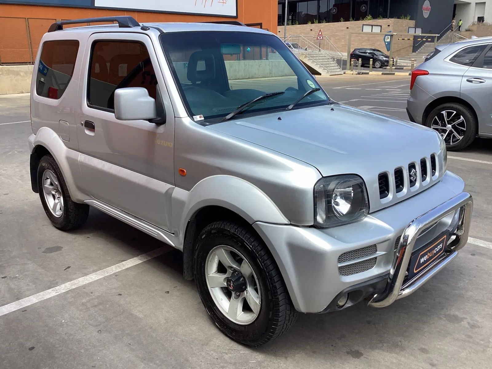 2011 Suzuki Jimny photo 3