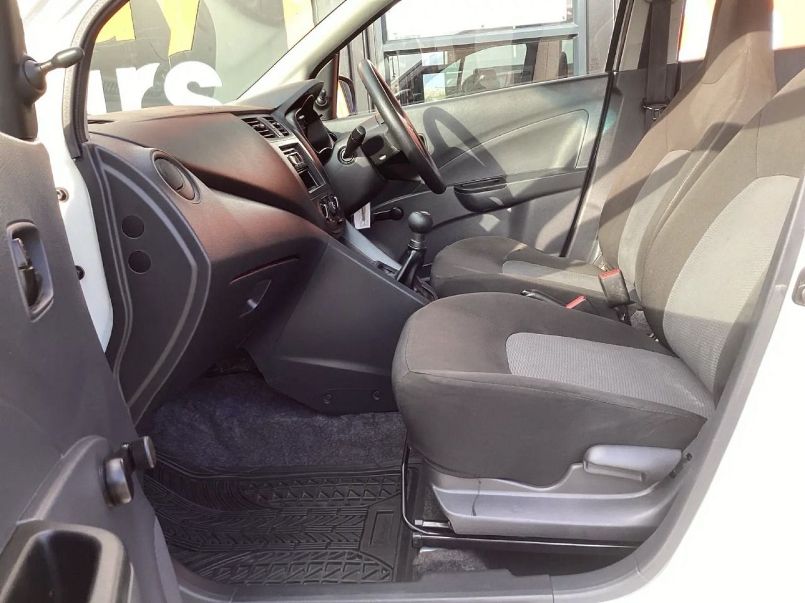 2017 Suzuki Celerio photo 12