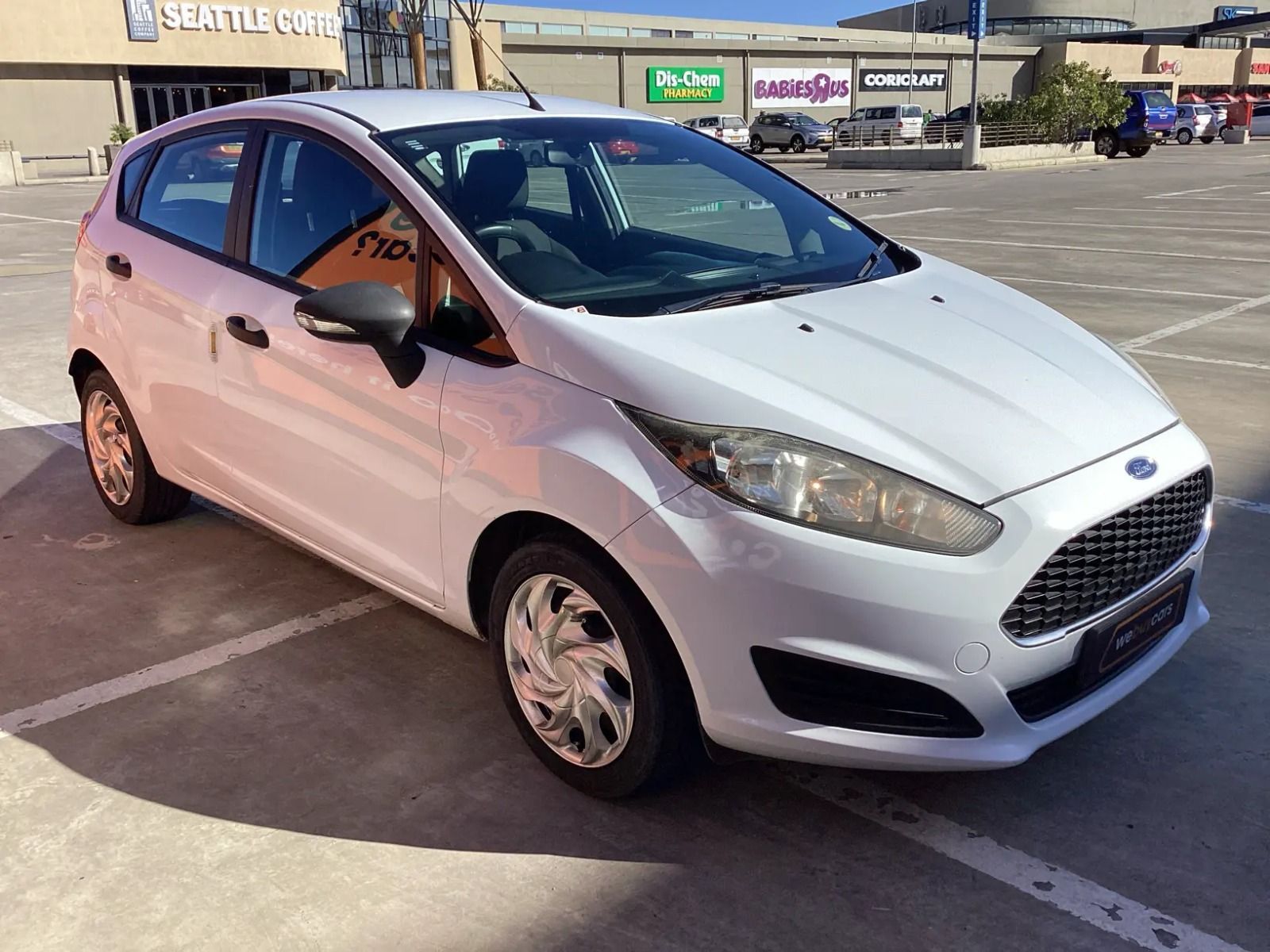 2017 Ford Fiesta photo 3