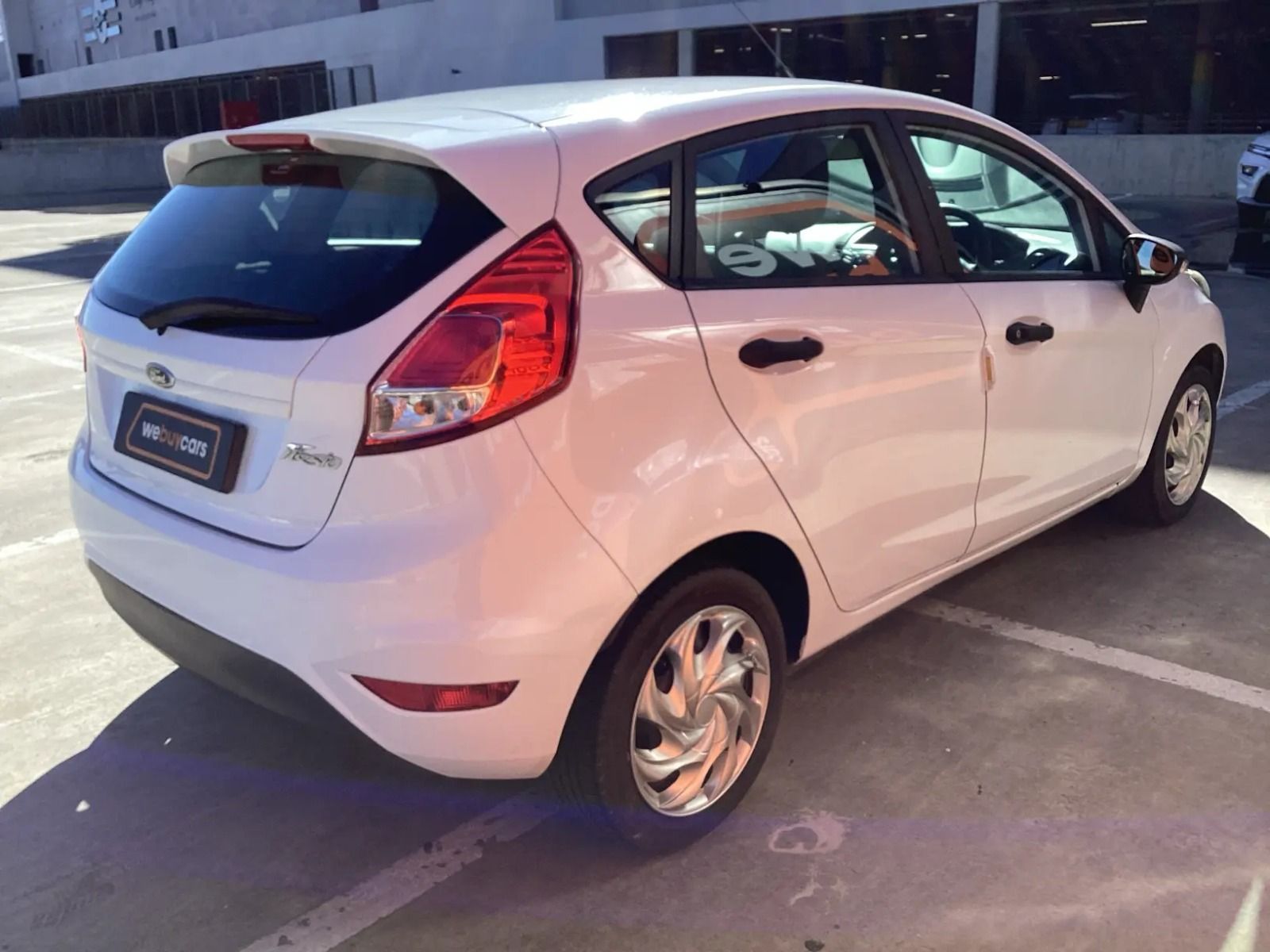 2017 Ford Fiesta photo 4