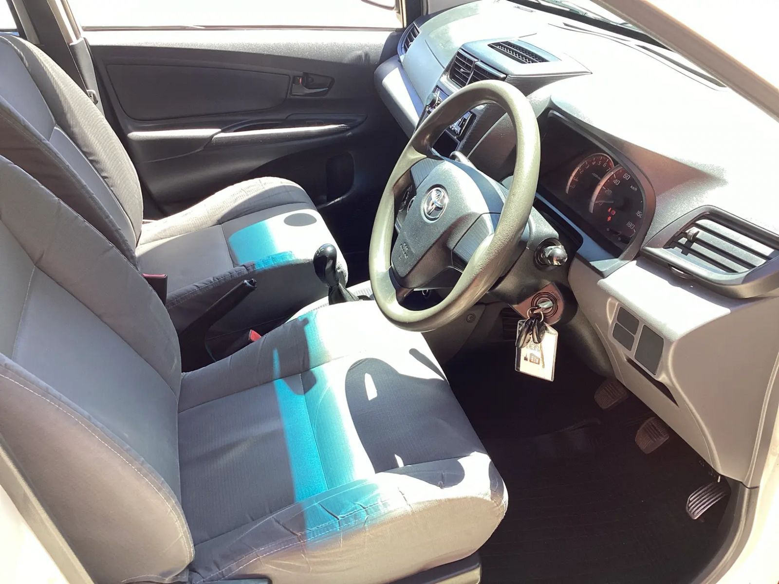 2015 Toyota Avanza photo 8